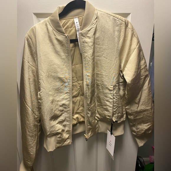 lululemon athletica Jackets & Blazers - Lululemon bomber tan jacket new with tags size 6